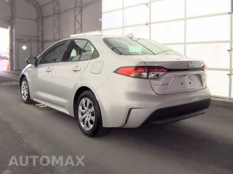 2024 Toyota Corolla LE Sedan - miniatura 6