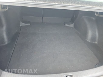 2024 Toyota Corolla LE Sedan - miniatura 16