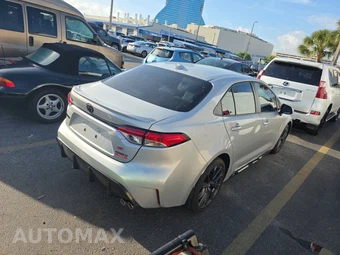 2024 Toyota Corolla SE Sedan - miniatura 4