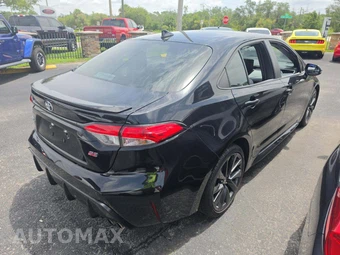 2024 Toyota Corolla SE Sedan - miniatura 3