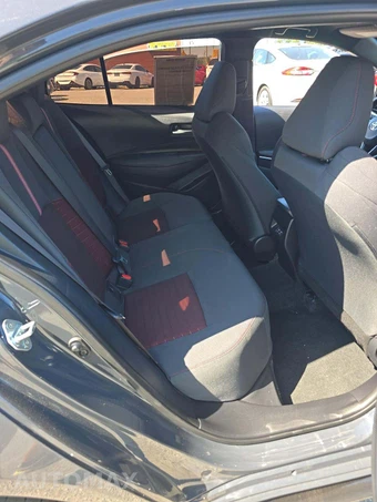 2024 Toyota Corolla SE Sedan - miniatura 16