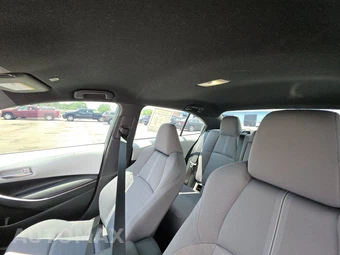 2024 Toyota Corolla SE Sedan – miniatura 17