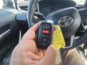 2024 Toyota Corolla SE Sedan - miniatura 8