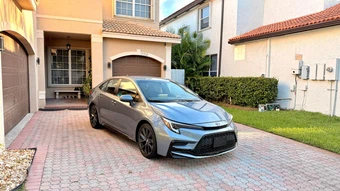 2024 Toyota Corolla SE Sedan - miniatura 24