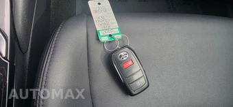 2024 Toyota Corolla XSE Sedan - miniatura 17