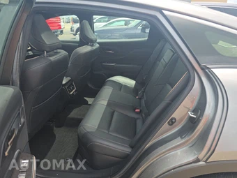 2024 Toyota Crown Limited - miniatura 13