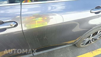 2024 Toyota Crown Limited – miniatura 26