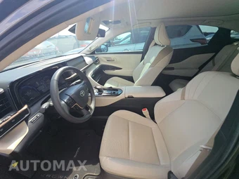 2024 Toyota Crown Limited – miniatura 7
