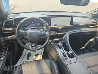 2024 Toyota Crown Platinum - miniatura 14