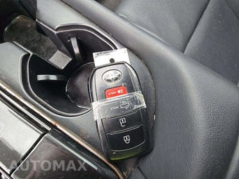 2024 Toyota Crown Platinum – miniatura 8