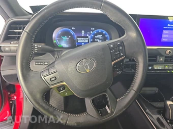 2024 Toyota Crown XLE – miniatura 10