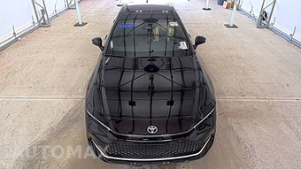 2024 Toyota Crown XLE – miniatura 2
