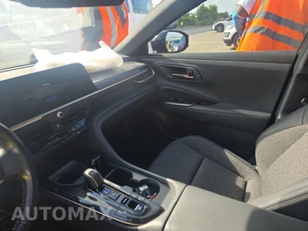 2024 Toyota Crown XLE – miniatura 11