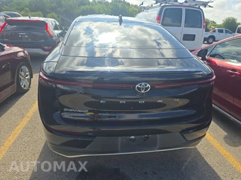 2024 Toyota Crown XLE – miniatura 5