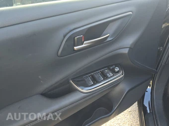 2024 Toyota Crown XLE – miniatura 9