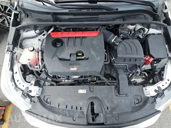 2024 Toyota GR Corolla Core - miniatura 15