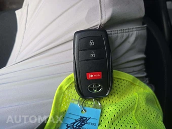 2024 Toyota GR Corolla Premium - miniatura 8