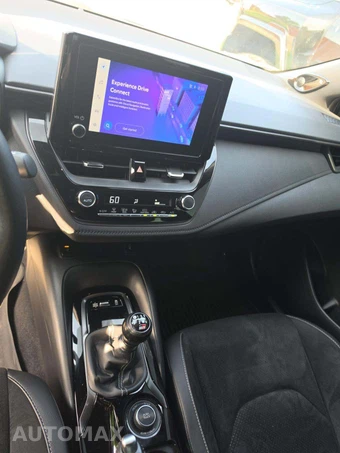 2024 Toyota GR Corolla Premium - miniatura 10