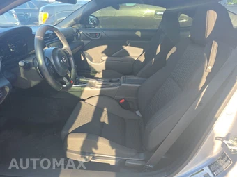 2024 Toyota GR86 - miniatura 7