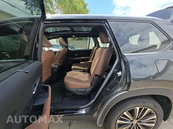 2024 Toyota Grand Highlander Hybrid MAX Platinum - miniatura 13