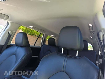 2024 Toyota Grand Highlander Hybrid XLE - miniatura 8