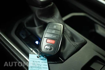 2024 Toyota Grand Highlander Hybrid XLE - miniatura 23