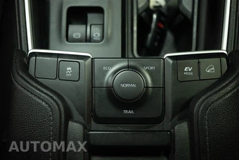 2024 Toyota Grand Highlander Hybrid XLE - miniatura 25