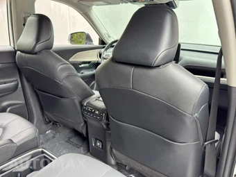2024 Toyota Grand Highlander Limited - miniatura 35