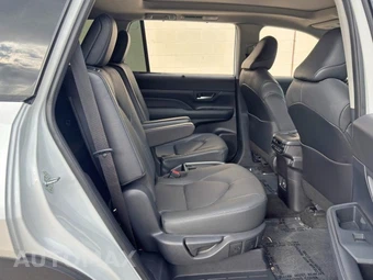 2024 Toyota Grand Highlander Limited - miniatura 41