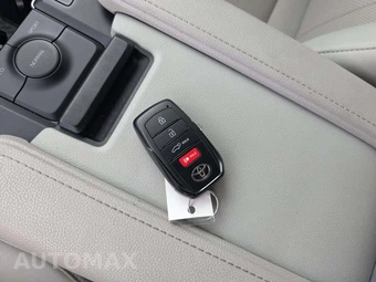 2024 Toyota Grand Highlander Limited - miniatura 8