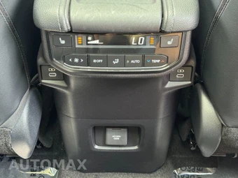 2024 Toyota Grand Highlander Limited - miniatura 33