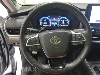 2024 Toyota Grand Highlander Limited - miniatura 10