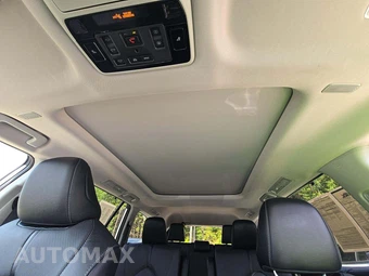 2024 Toyota Grand Highlander Limited - miniatura 11
