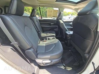 2024 Toyota Grand Highlander Limited - miniatura 17