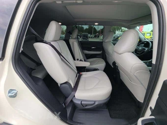 2024 Toyota Grand Highlander Platinum - miniatura 17