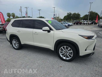 2024 Toyota Grand Highlander Platinum - miniatura 4