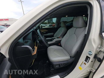 2024 Toyota Grand Highlander Platinum - miniatura 6