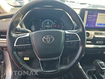 2024 Toyota Grand Highlander XLE - miniatura 10