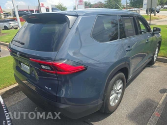 2024 Toyota Grand Highlander XLE - miniatura 3