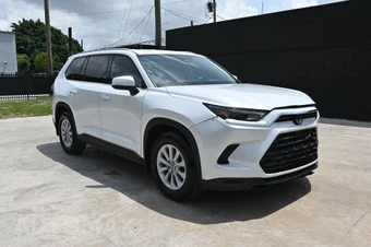 2024 Toyota Grand Highlander XLE - car from the USA, Manheim Buy-Now listing at AUTOMAX
