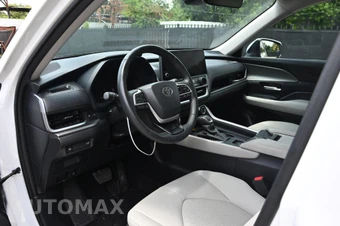 2024 Toyota Grand Highlander XLE - miniatura 11