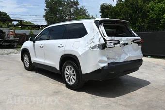 2024 Toyota Grand Highlander XLE - miniatura 3