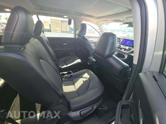 2024 Toyota Grand Highlander XLE - miniatura 17