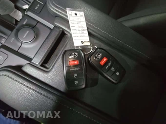 2024 Toyota Grand Highlander XLE - miniatura 8