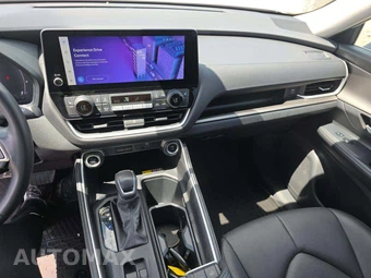2024 Toyota Grand Highlander XLE - miniatura 10