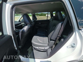 2024 Toyota Grand Highlander XLE - miniatura 13