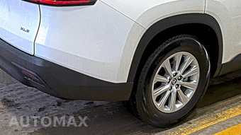 2024 Toyota Grand Highlander XLE - miniatura 9