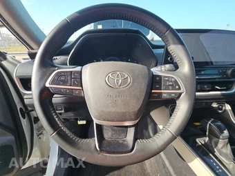 2024 Toyota Grand Highlander XLE - miniatura 10