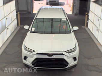 2024 Toyota Grand Highlander XLE - miniatura 2