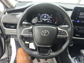 2024 Toyota Grand Highlander XLE - miniatura 10